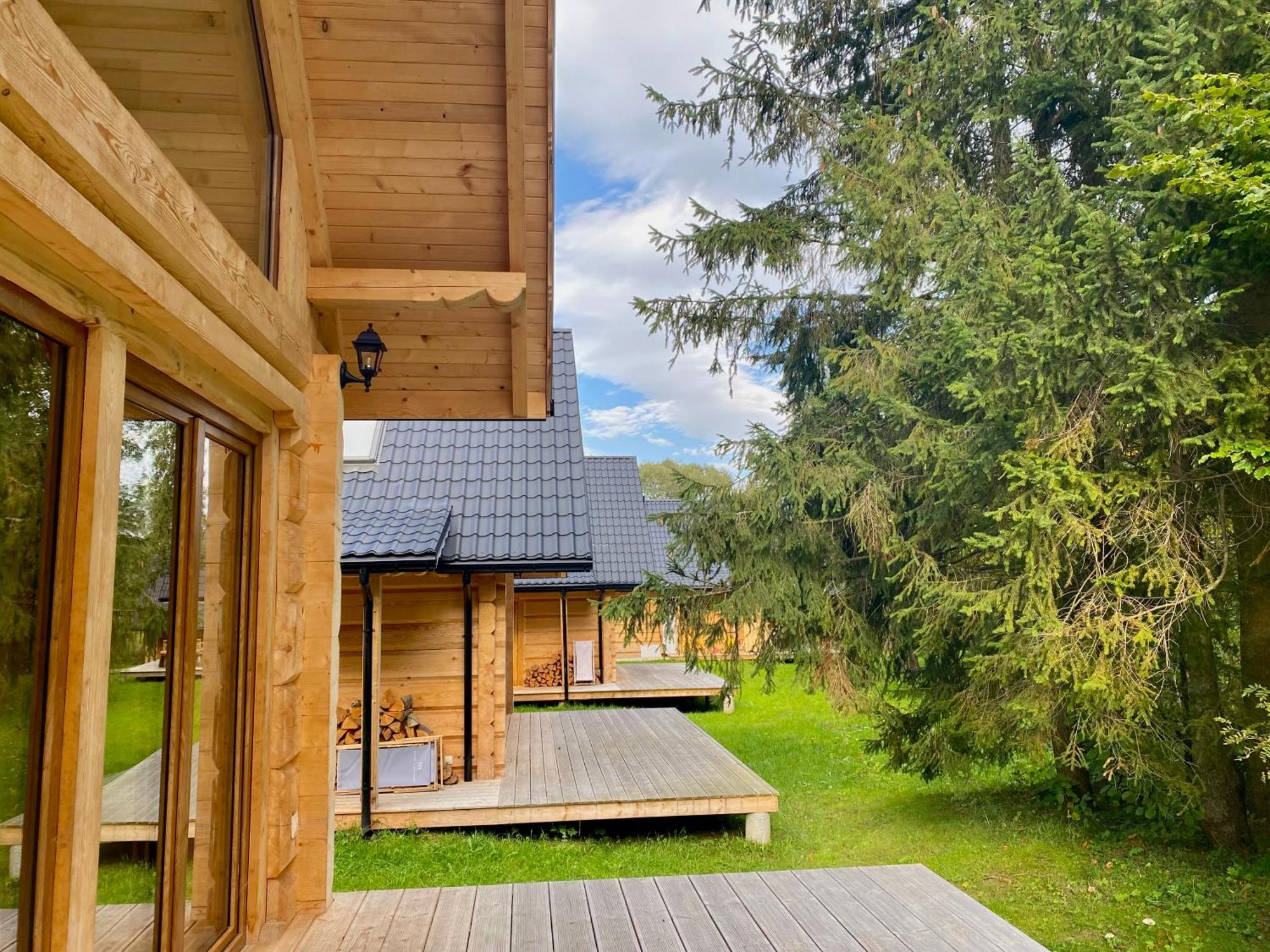 Domki Z Dostepem Do Spa I Restauracji Lapsze Nizne Exterior photo